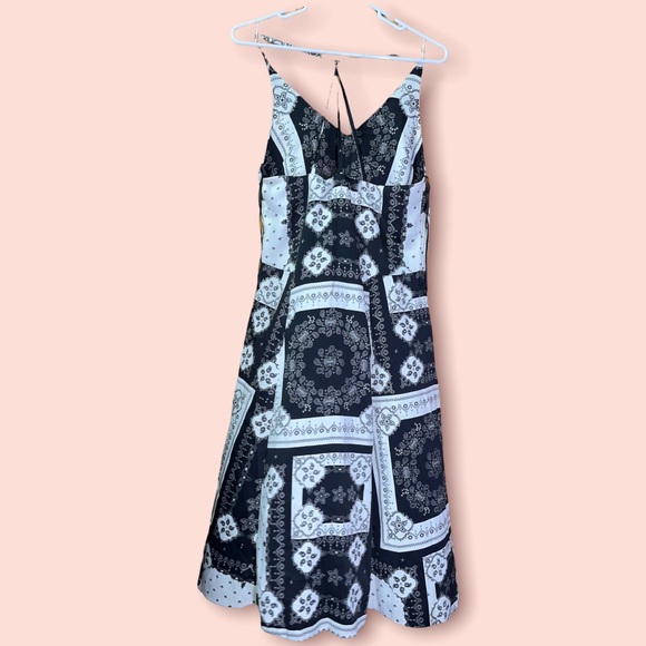 NWOT TOPSHOP dress new❤️ - Picture 3 of 9